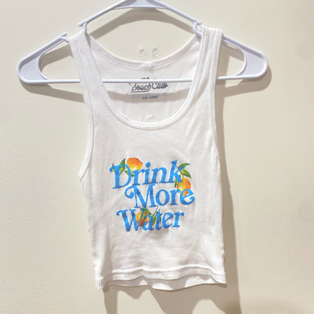 ‘the beach club’ cropped tank